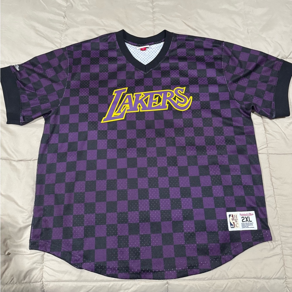 Mitchell & Ness NBA Los Angeles Lakers Wordmark Mesh V-Neck Jersey